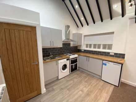 High Street, Kings Langley, Image 3