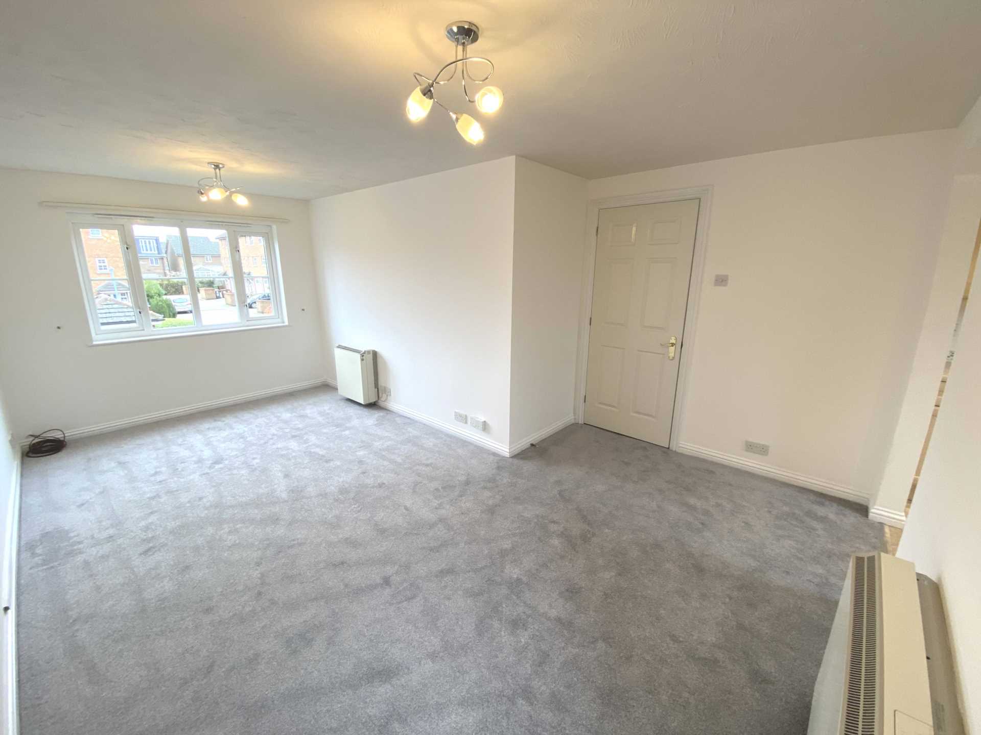 Kensington Way, Borehamwood, Image 2