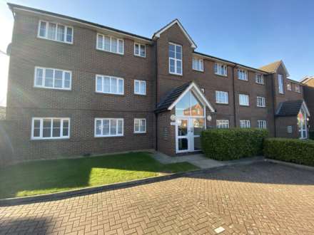 Kensington Way, Borehamwood, Image 1