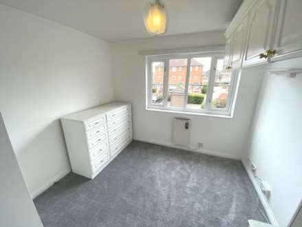 Kensington Way, Borehamwood, Image 6