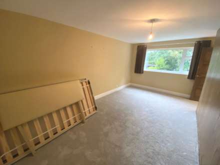 Woodside, Elstree, Image 11