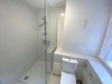 Woodside, Elstree, Image 18