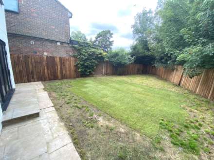 Woodside, Elstree, Image 8