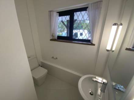 Woodside, Elstree, Image 9