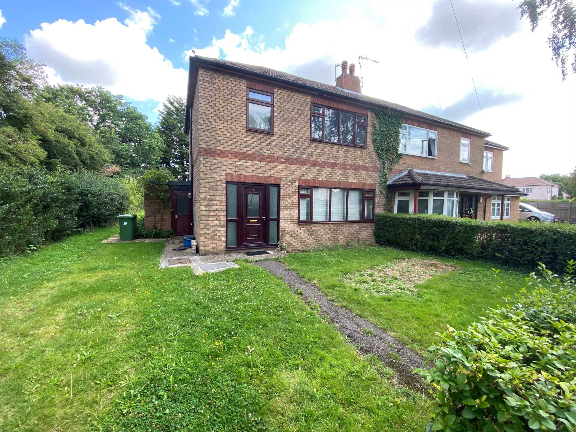Winstre Road, Borehamwood, Image 1