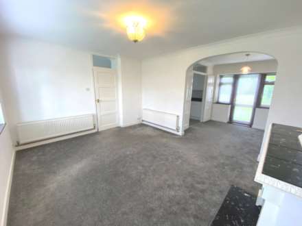 Winstre Road, Borehamwood, Image 4