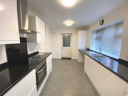 Winstre Road, Borehamwood, Image 6