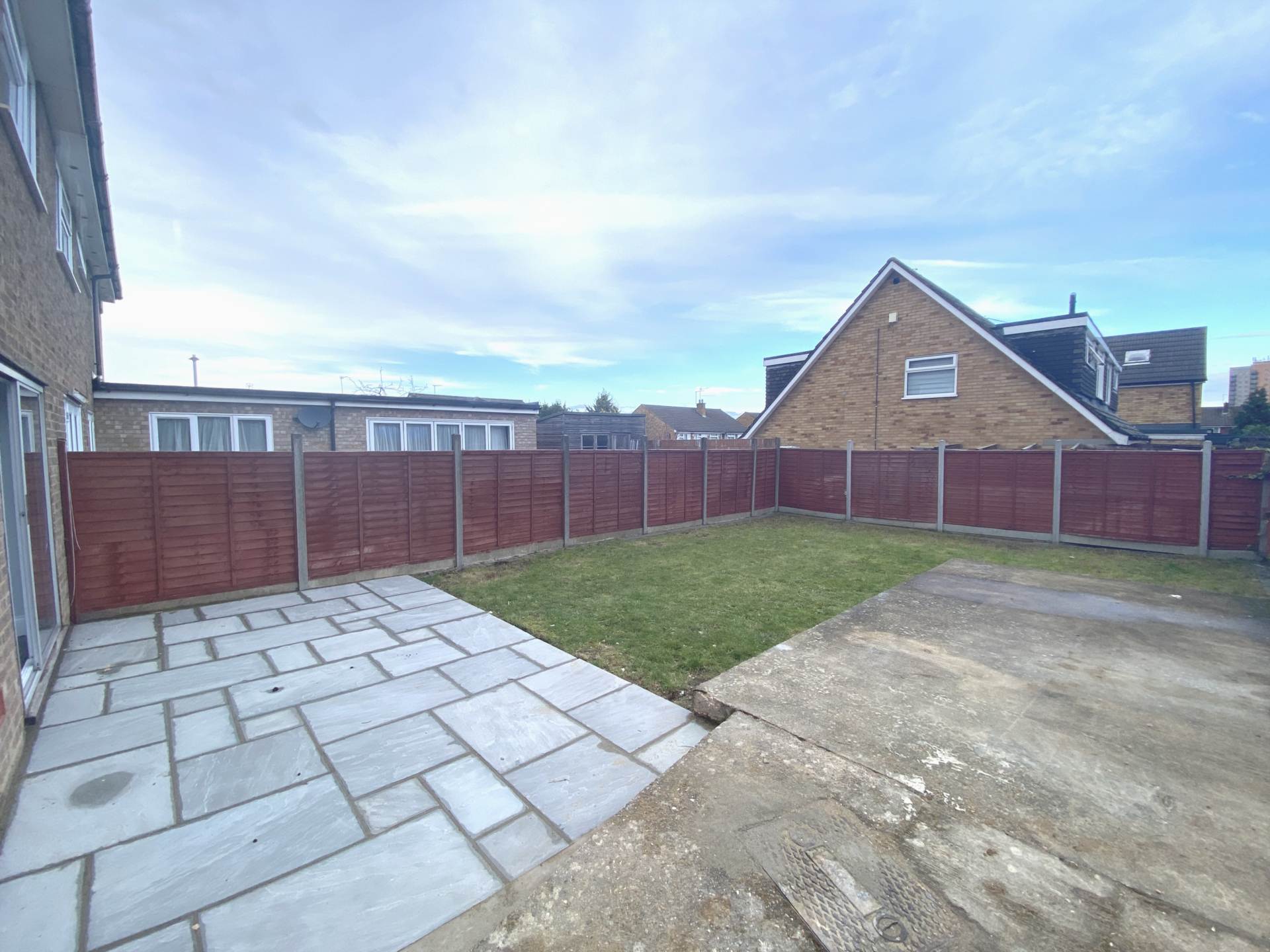 Lexington Close, Borehamwood, Image 6