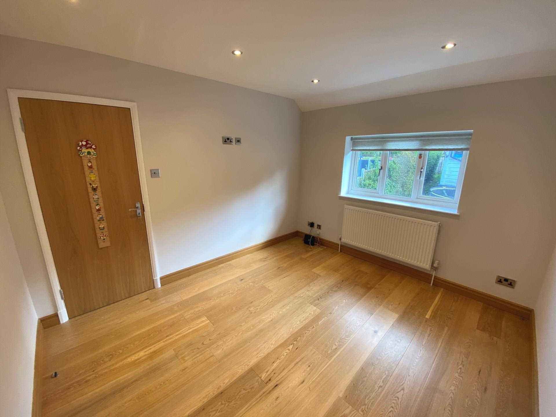 Ayot Path, Borehamwood, Image 10