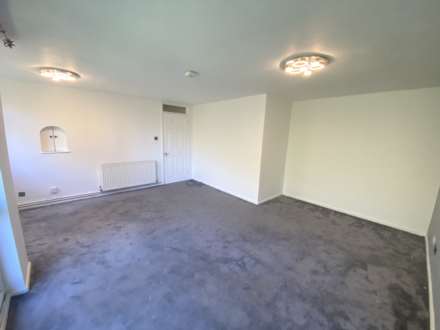 Red Road, Borehamwood, Image 2