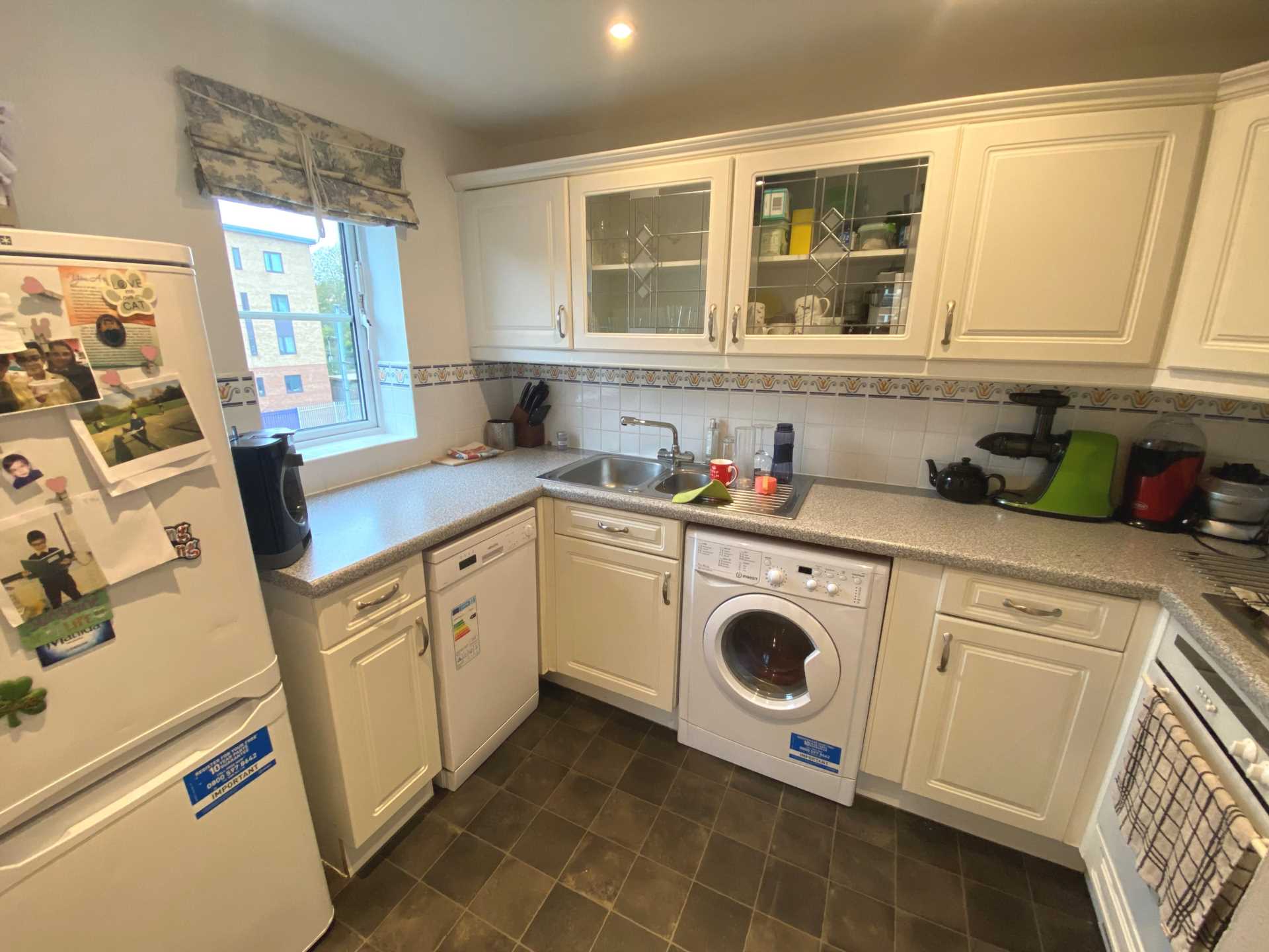 Station Road, Borehamwood, Image 5