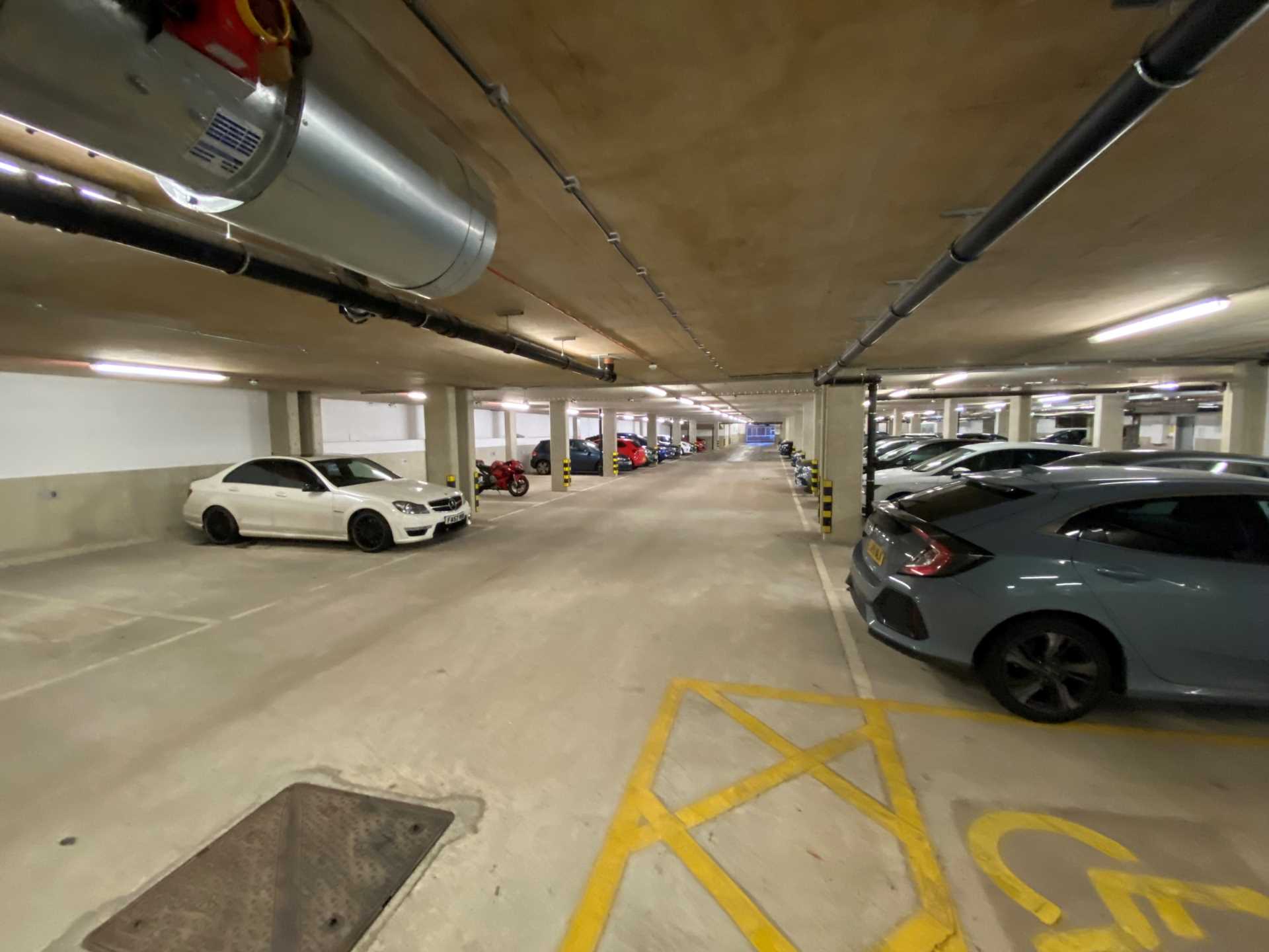 Brook Road, Borehamwood, Image 9