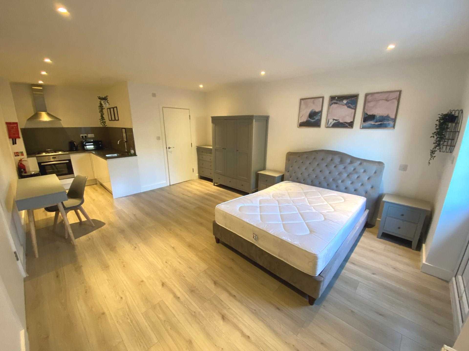 Headstone Road, Harrow, Image 1