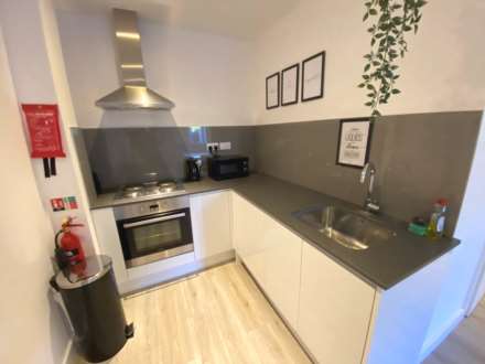 Headstone Road, Harrow, Image 4