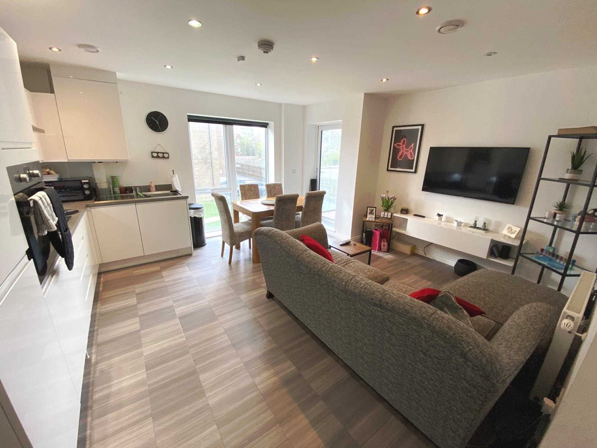 Elstree Way, Borehamwood, Image 2