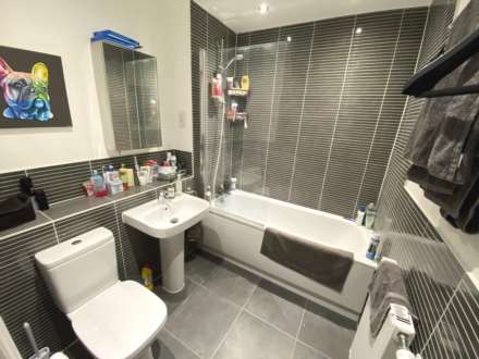 Elstree Way, Borehamwood, Image 10