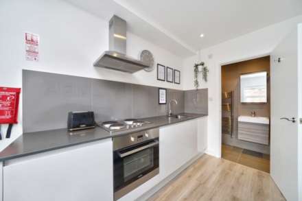 Headstone Road, Harrow, Image 4