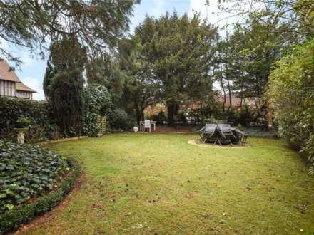 Gordon Avenue, Stanmore, Image 15