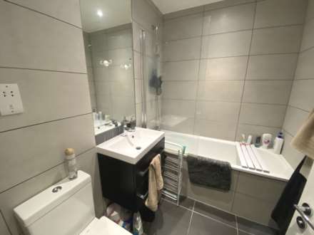 Elstree Way, Borehamwood, Image 9