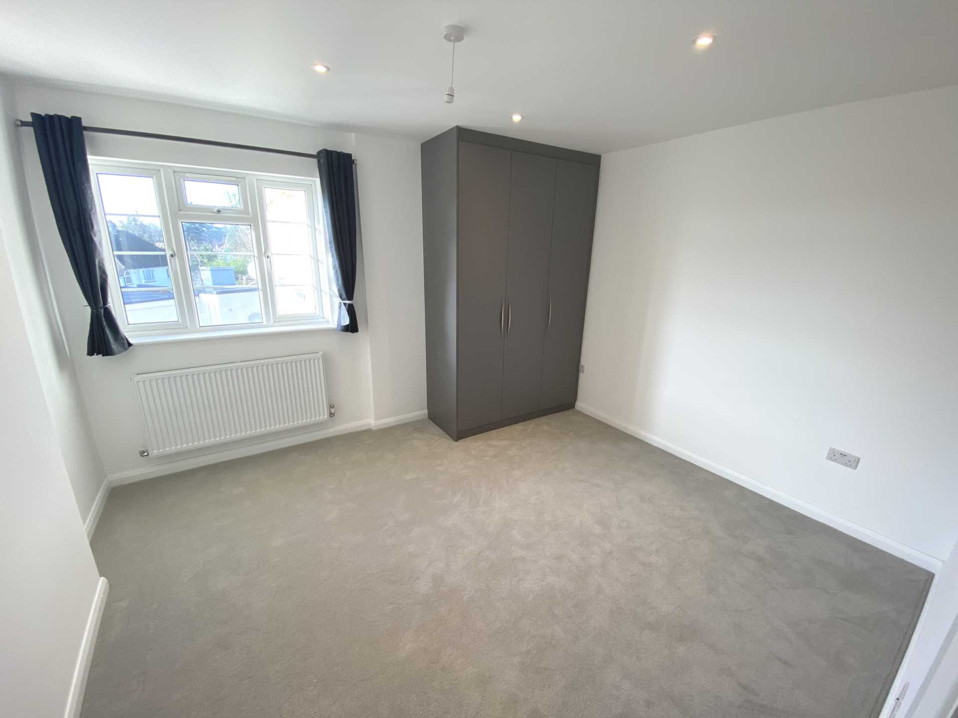 Edgware Court, Edgware, Image 7