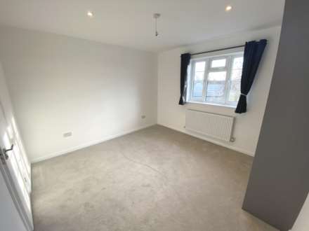 Edgware Court, Edgware, Image 5