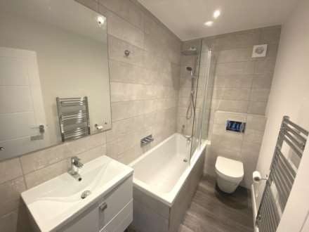 Edgware Court, Edgware, Image 8