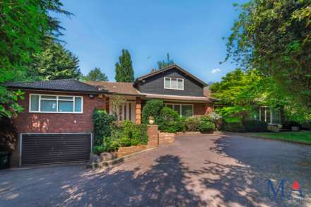 Barnet Lane, Elstree, Image 1