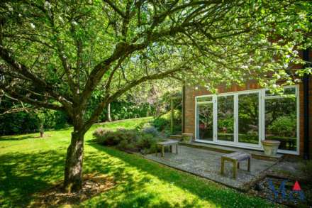Barnet Lane, Elstree, Image 29
