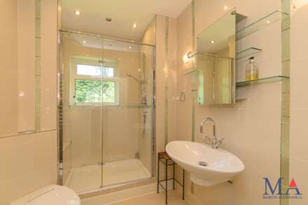Barnet Lane, Elstree, Image 56