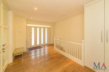 Barnet Lane, Elstree, Image 57