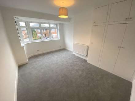 Peters Close, Stanmore, Image 10