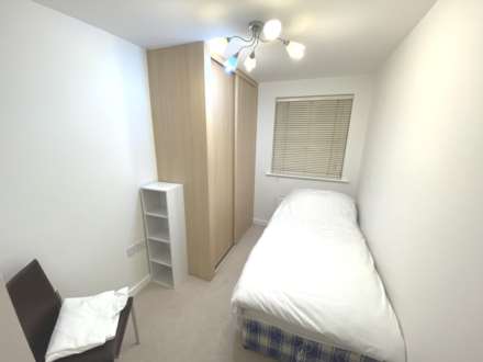 Chaucer Grove, Borehamwood, Image 9