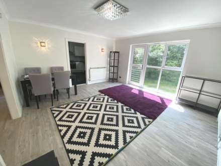 Broadhurst Avenue, Edgware, Image 2