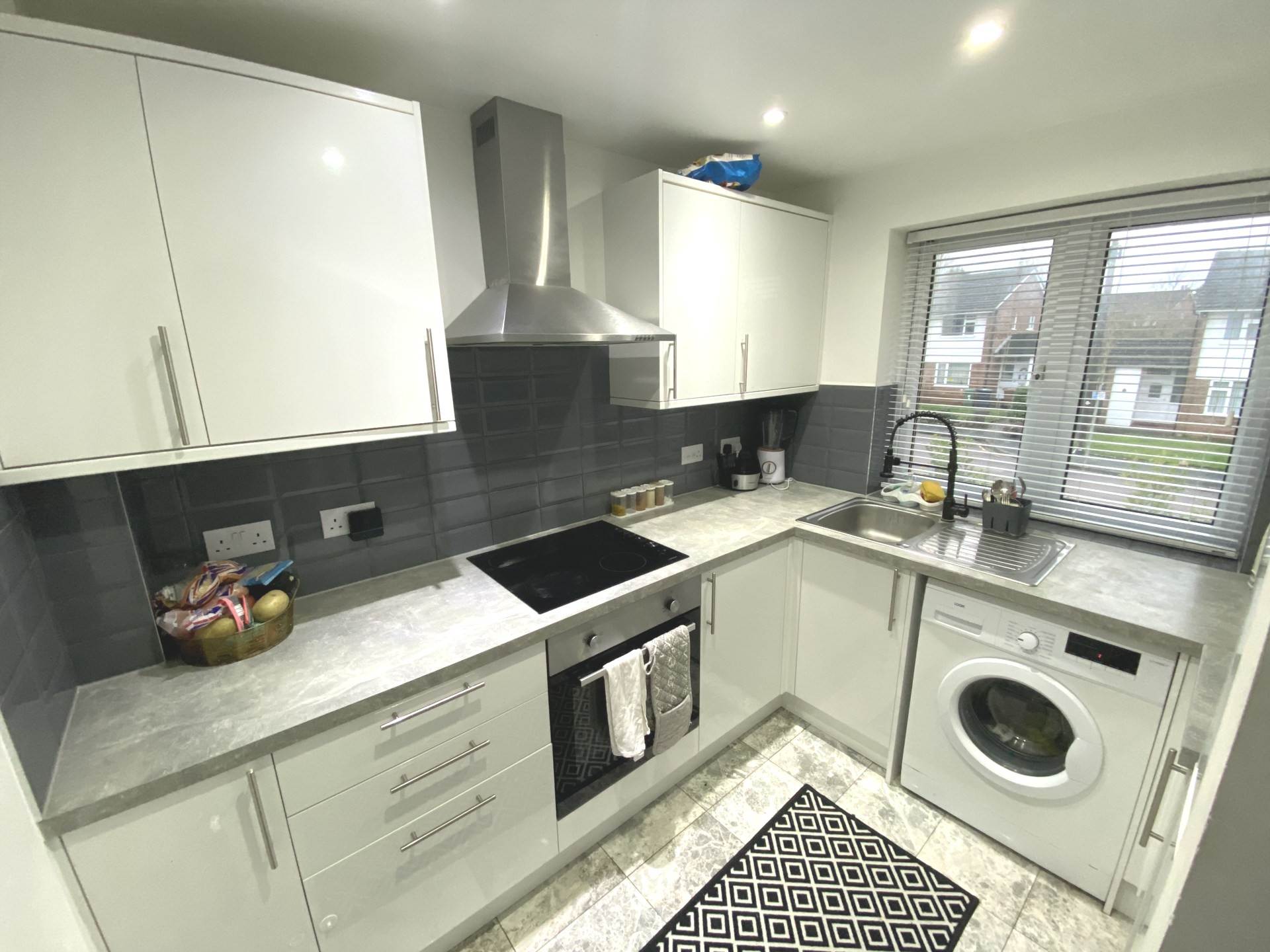 Lexington Close, Borehamwood, Image 4