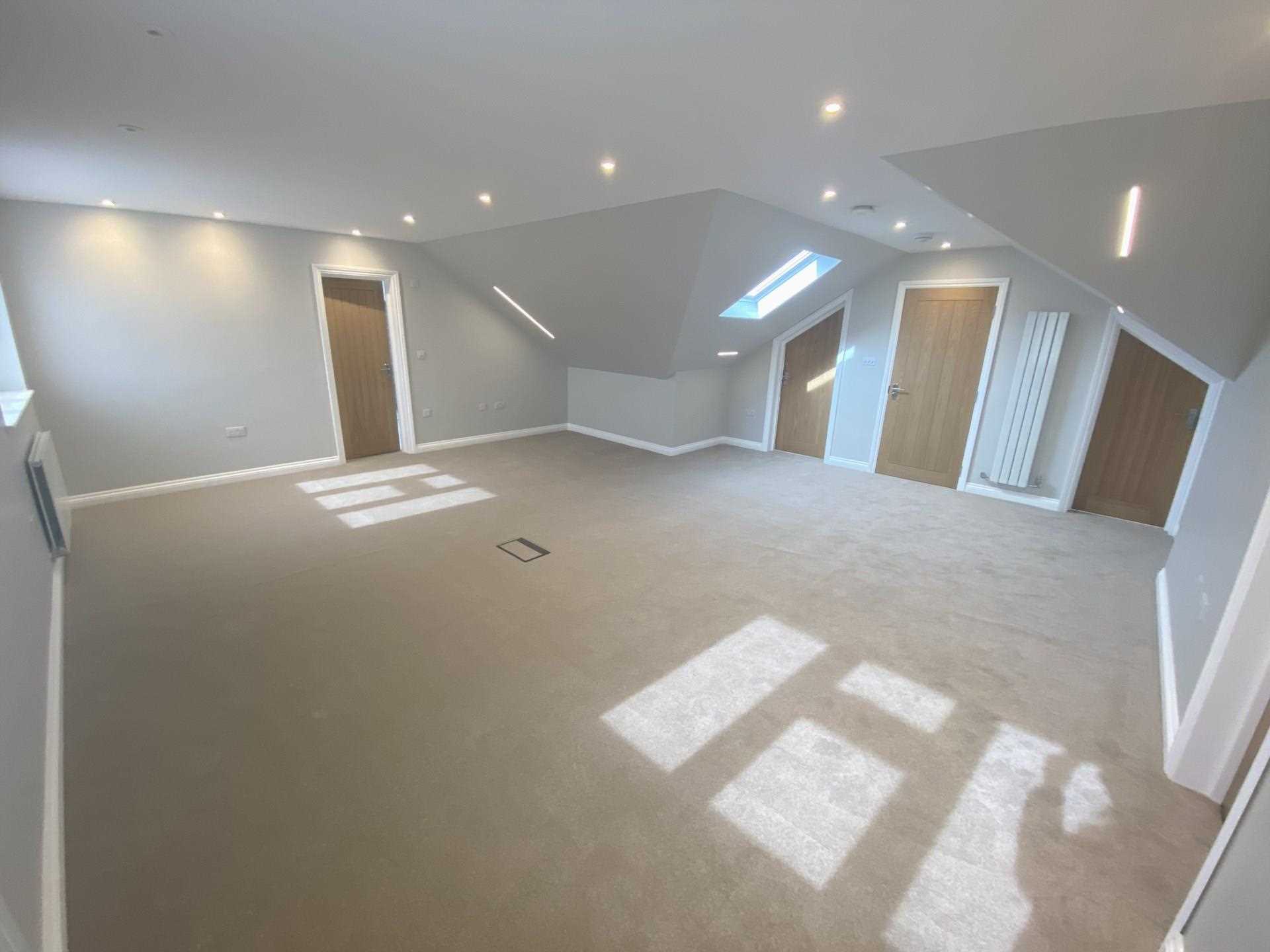 Woodstock Road, Bushey, Image 10