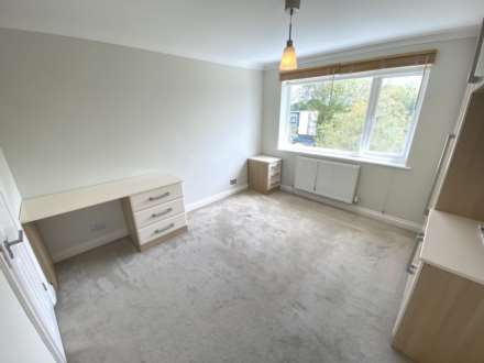 Gateshead Road, Borehamwood, Image 11