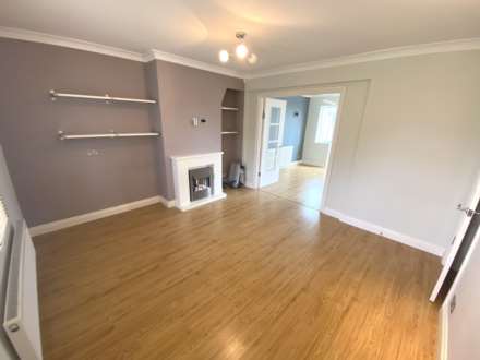 Gateshead Road, Borehamwood, Image 2