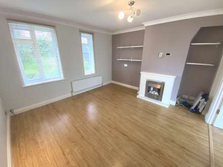 Gateshead Road, Borehamwood, Image 3