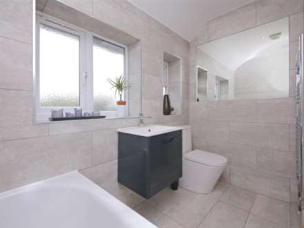 Cranes Way, Borehamwood, Image 14