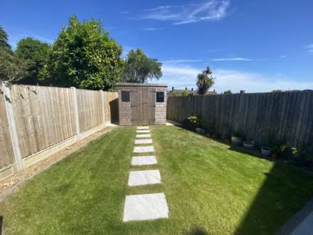 Cranes Way, Borehamwood, Image 8