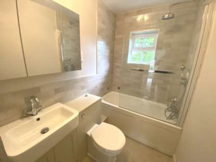 Watling Street, Elstree, Image 11