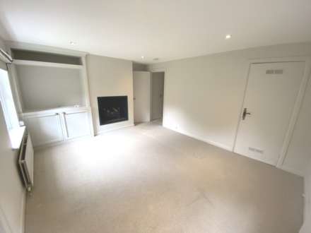 Watling Street, Elstree, Image 2
