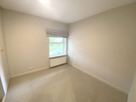 Watling Street, Elstree, Image 8