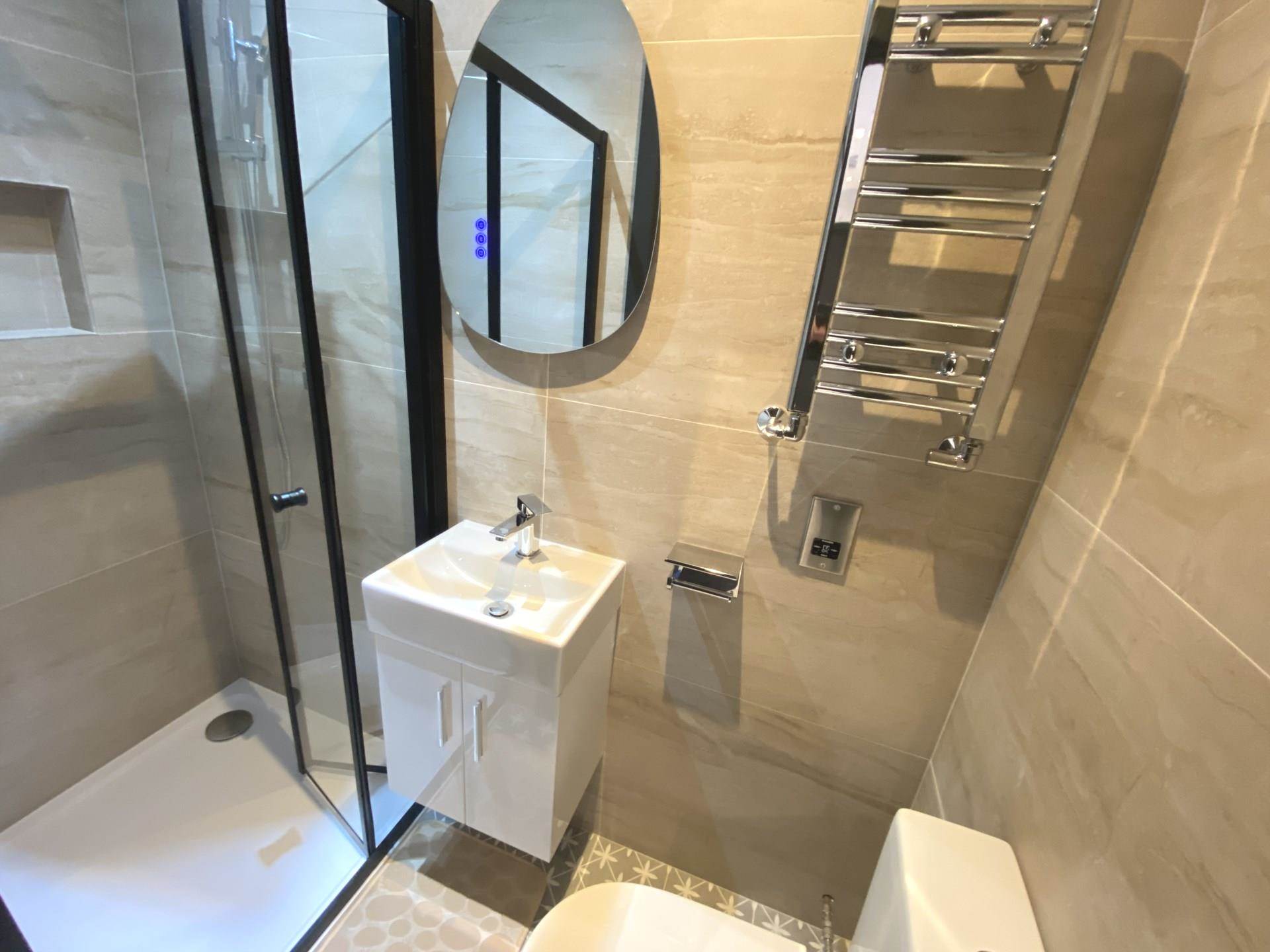 Balmoral Drive, Borehamwood, Image 3