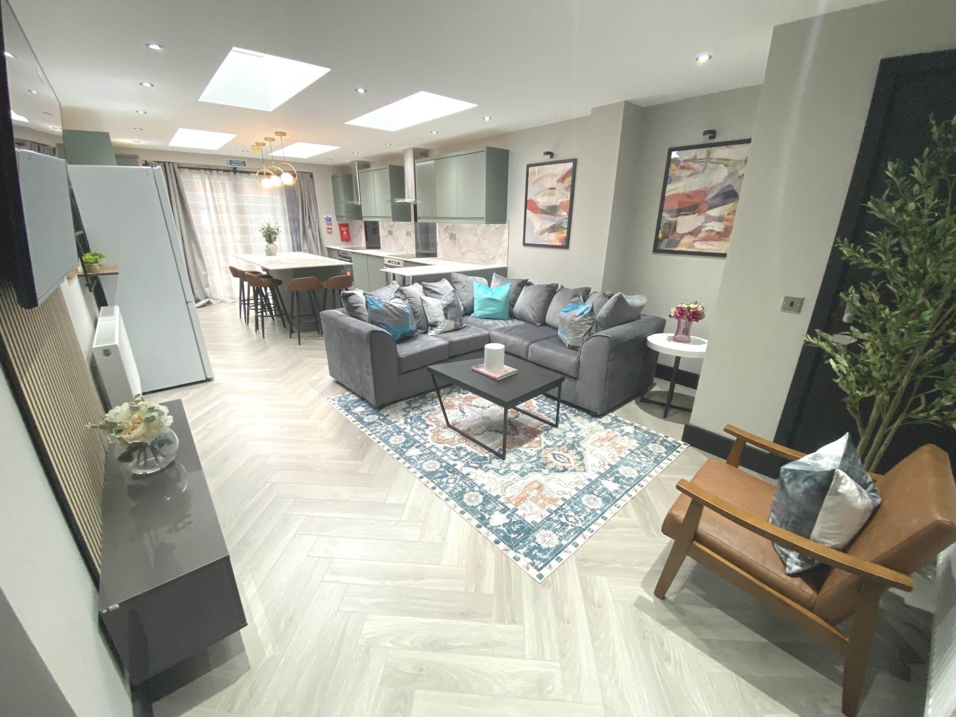 Balmoral Drive, Borehamwood, Image 5