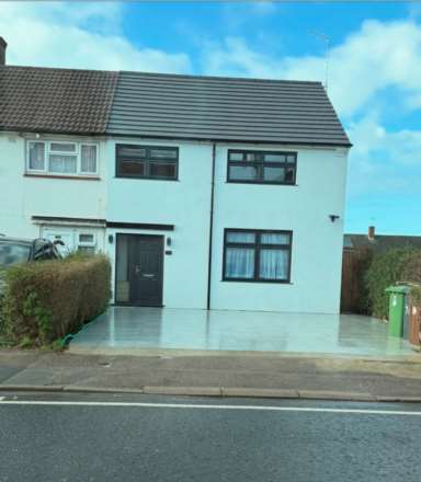 Balmoral Drive, Borehamwood, Image 9