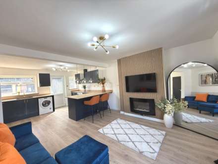 Anderson Crescent, Beeston, Image 1