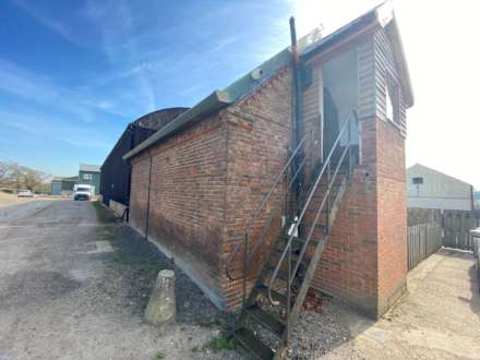 Crossoaks Farm, Borehamwood, Image 1