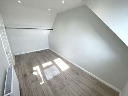 Crossoaks Farm, Borehamwood, Image 7