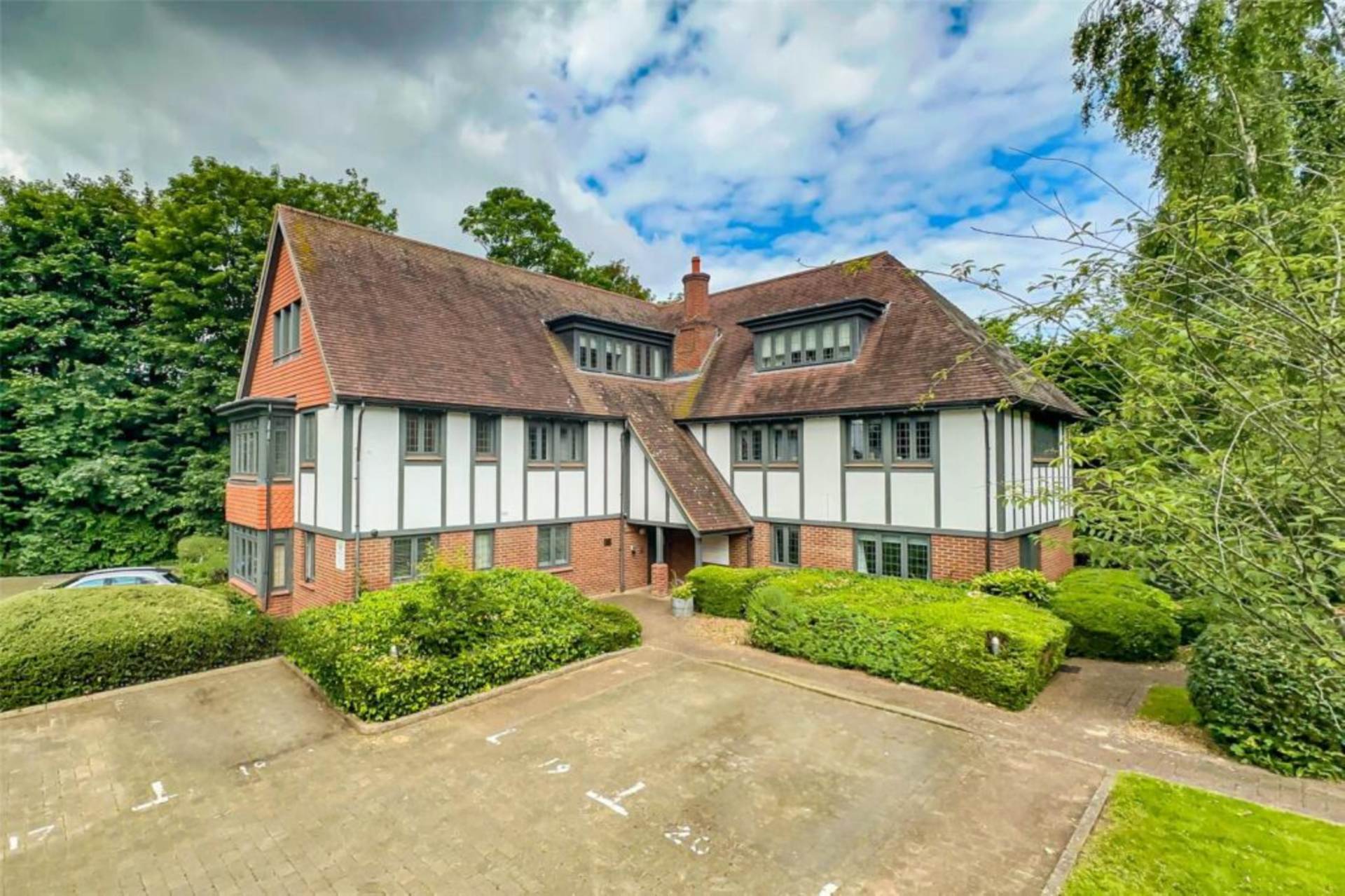 Old Mile House Court, St Albans, Image 1